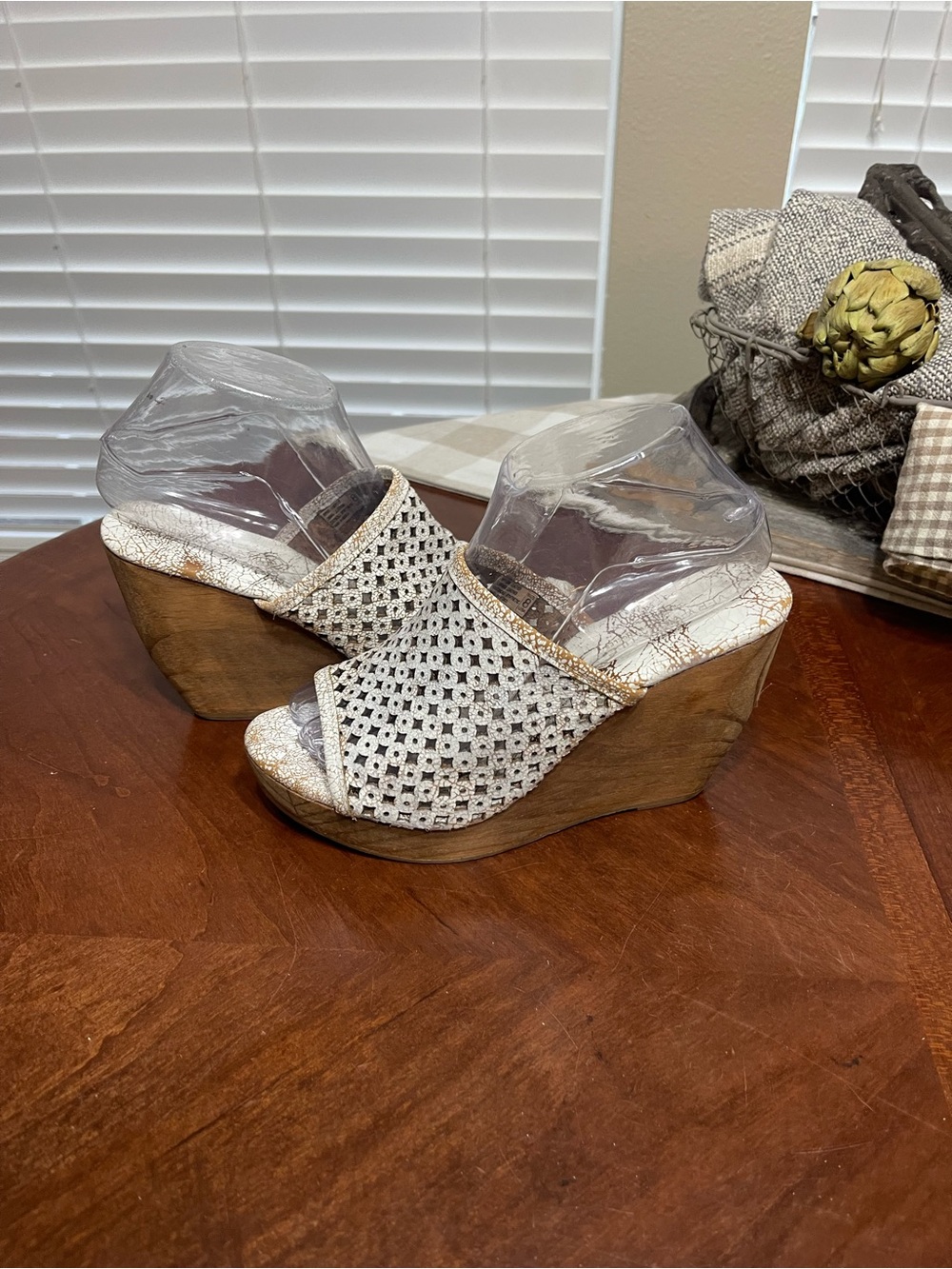Very Volatile Wood Wedge Distressed Leather Sandal